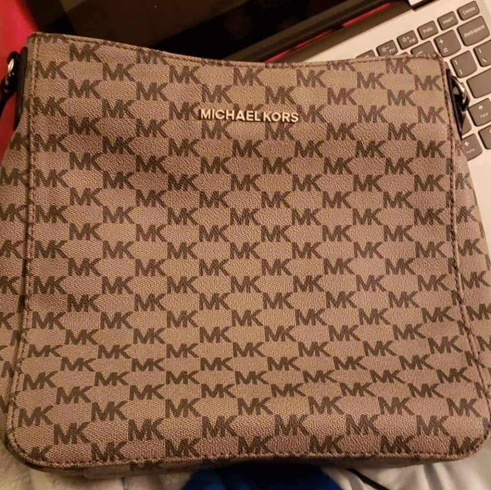 Michael Kors crossbody bag